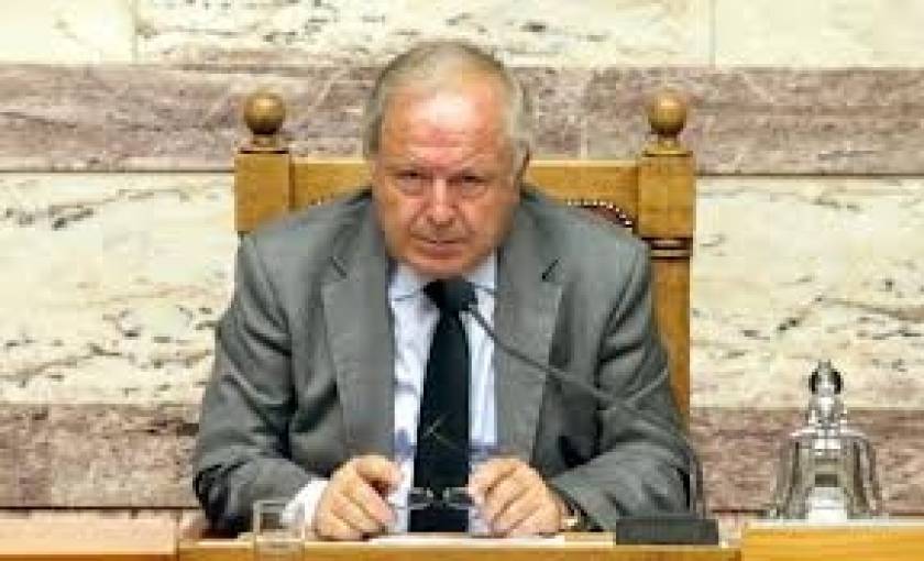Πρόεδρος Βουλής: Κλείστε το μικρόφωνο του Νίκου Μιχαλολιάκου