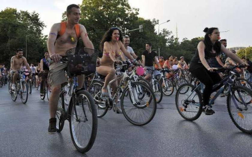 Θεσσαλονίκη: Σήμερα η 7η Γυμνή Ποδηλατοδρομία