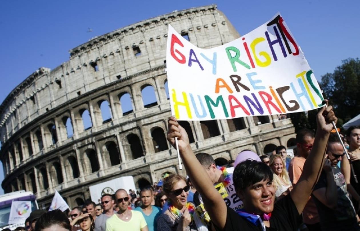 Gay Pride: Να «τηρήσει τις υποσχέσεις του» o Ρέντσι