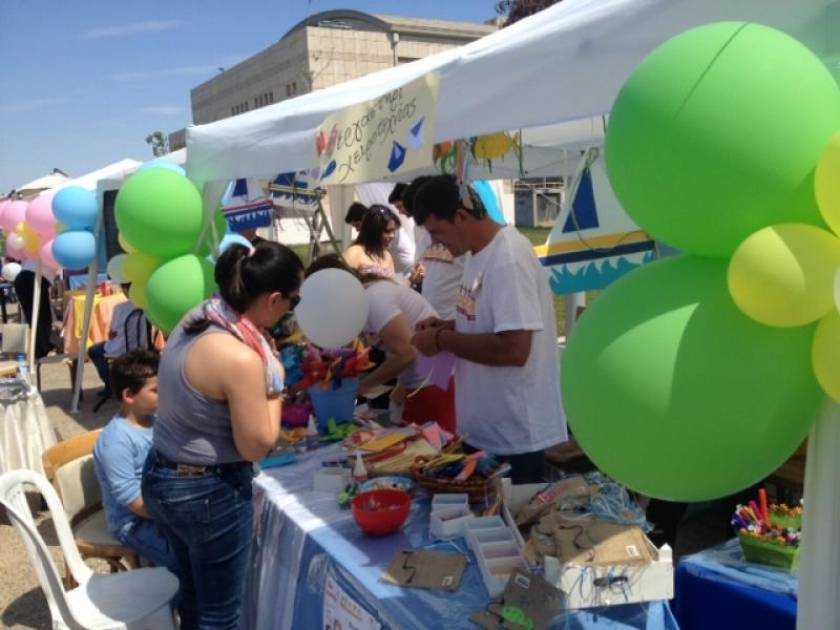 Θεσσαλονίκη: Συγκεντρώνουν τρόφιμα για άπορες οικογένειες στην παραλία