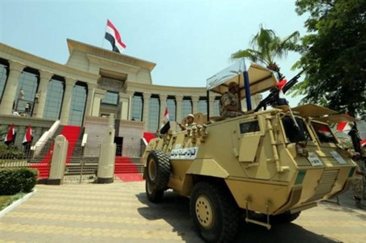 Βενιζέλος: «Παρών» στην ορκωμοσία του νέου προέδρου της Αιγύπτου