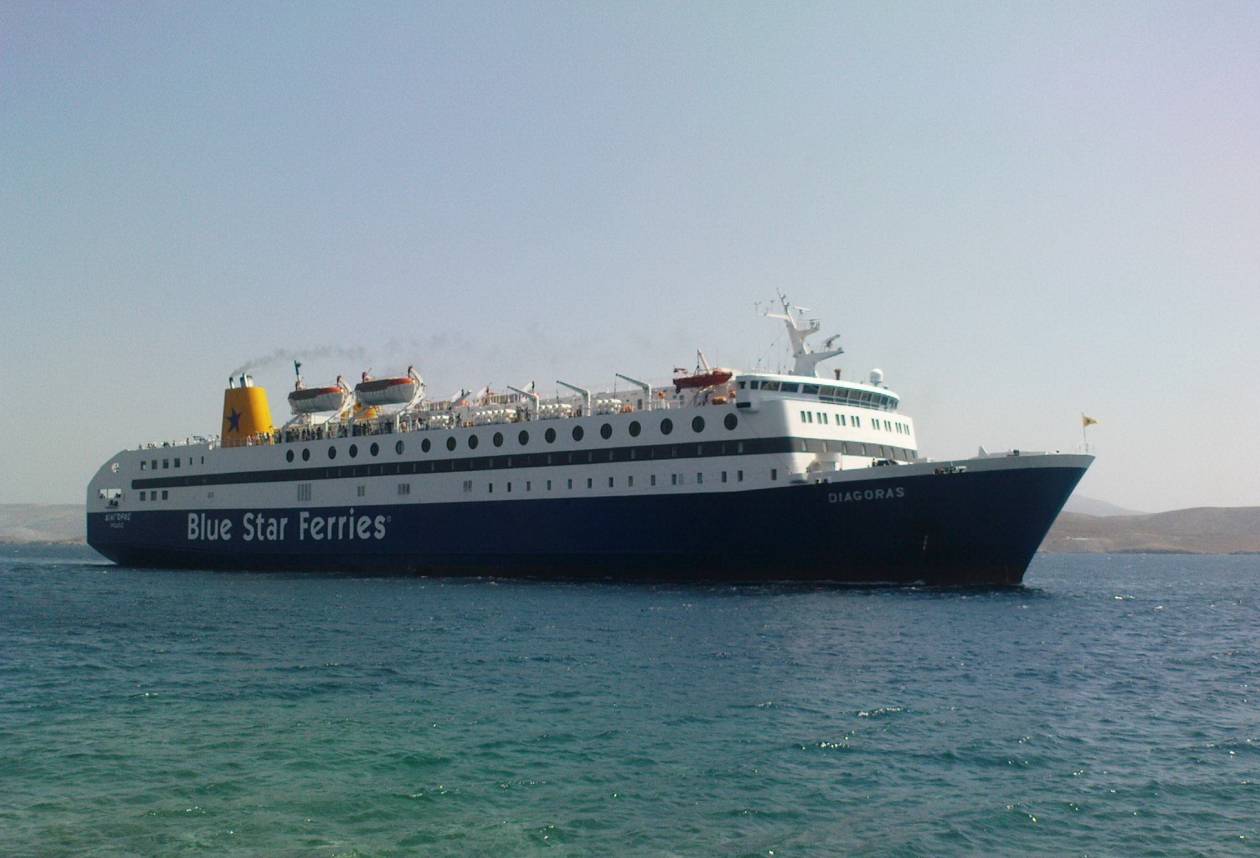 Ταλαιπωρία για τους επιβάτες πλοίου στην Κάλυμνο