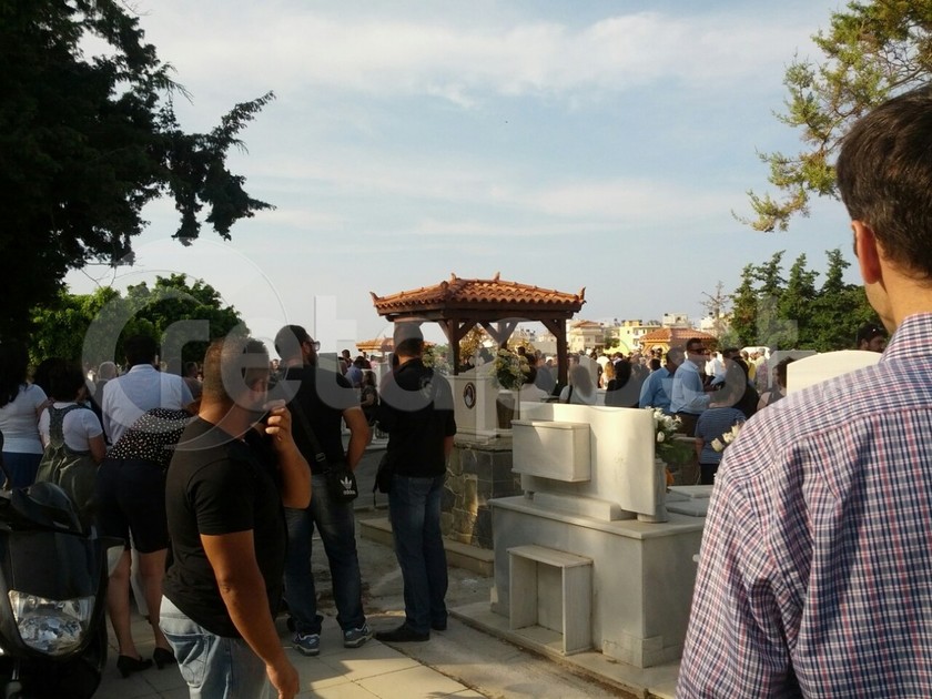 Κρήτη: «Ράγισαν» καρδιές στην κηδεία του Παραολυμπιονίκη 