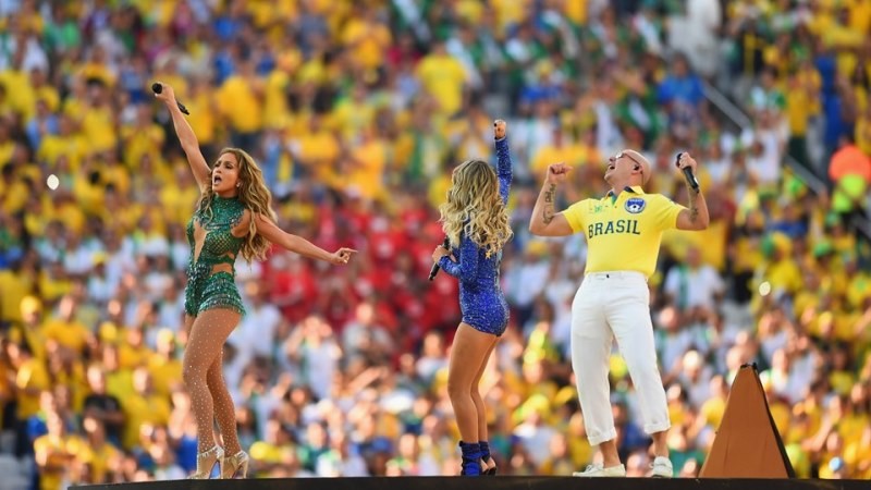Παγκόσμιο Κύπελλο 2014: Εντυπωσιακή και … «καυτή» η τελετή έναρξης (pics)
