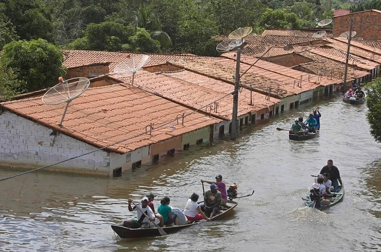 Βραζιλία: 13 νεκροί από τις πλημμύρες στα νότια της χώρας