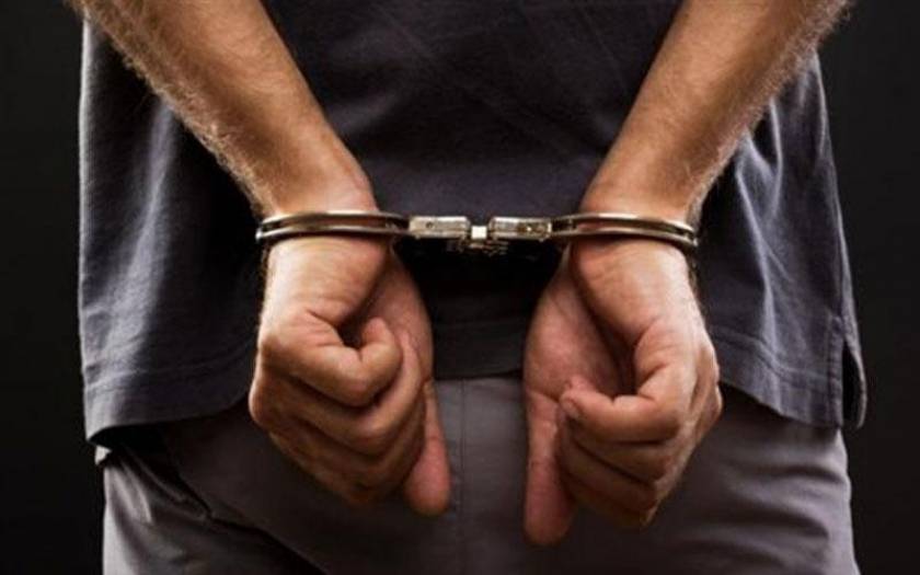 Λάρισα: Συνελήφθη 62χρονος για κλοπή,οπλοκατοχή και αντίσταση (pics)
