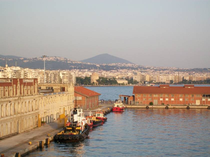 Θεσσαλονίκη: Σε κρίσιμη κατάσταση νοσηλεύεται ο ναύτης