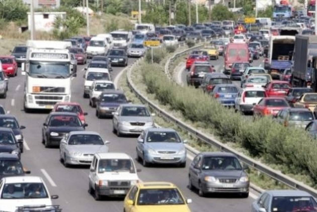 Θεσσαλονίκη: Τροχαίο στην Περιφερειακή με… κυκλοφοριακό κομφούζιο