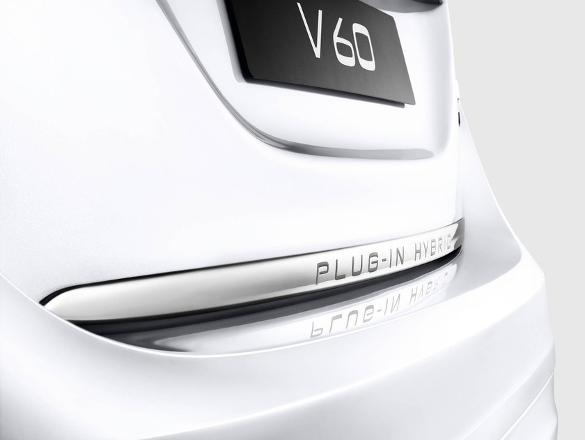 Volvo V60 Plug-in Hybrid: Τέλειος συνδυασμός απόδοσης & επιδόσεων