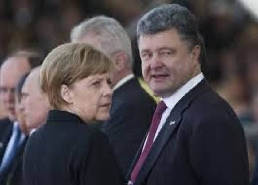 Ουκρανία: Τη βοήθεια της Μέρκελ ζητά ο Πέτρο Ποροσένκο