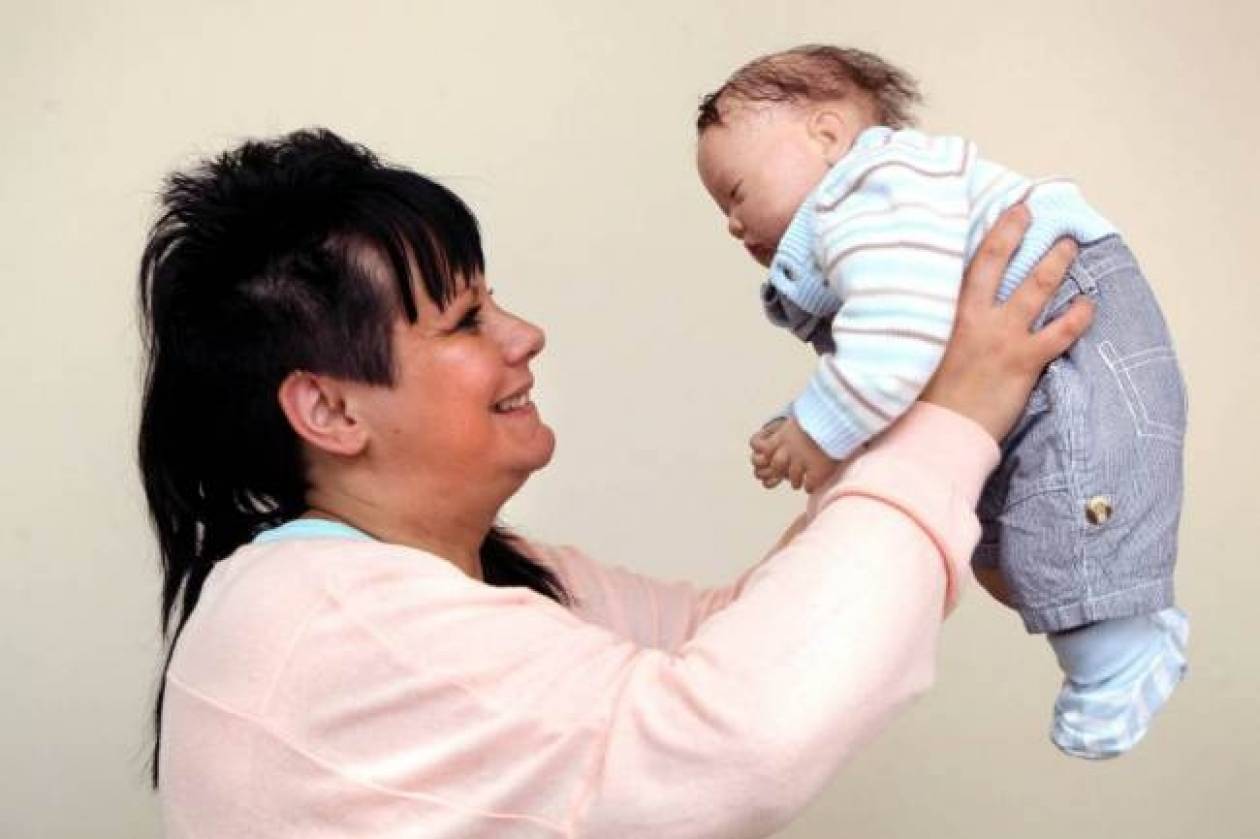 Μητέρα ξόδεψε 4.000 ευρώ για να αγοράσει ψεύτικα... μωρά! (pics)