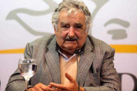 «Κανένα δάγκωμα» του Σουάρες δεν είδε ο... πρόεδρος της Ουρουγουάης!