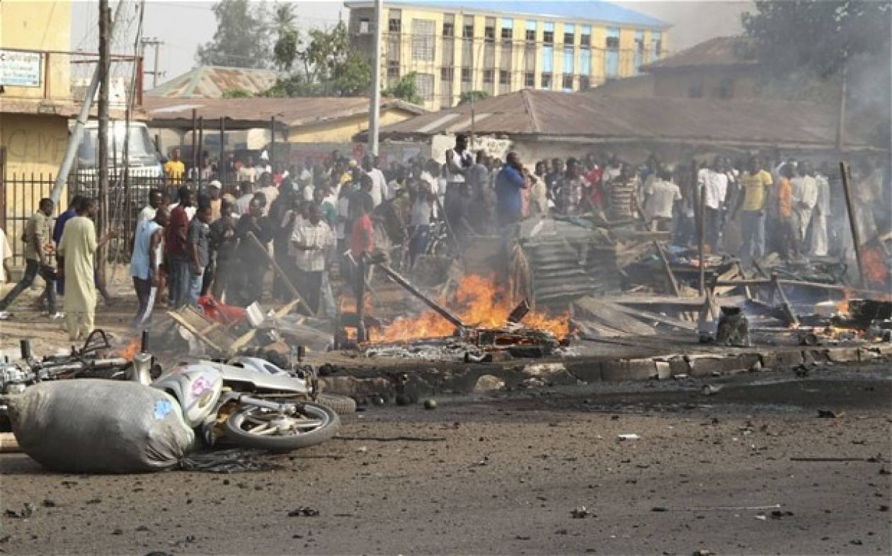 Νιγηρία: 20 νεκροί από έκρηξη παγιδευμένου οχήματος στο Μαϊντουγκούρι