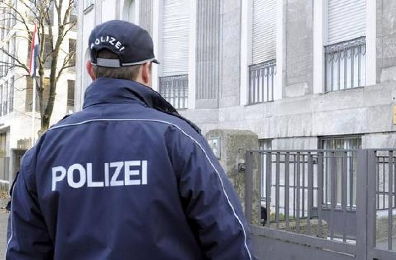 Εμπρηστική επίθεση σε αυτοκίνητο της ελληνικής διπλωματικής αποστολής στη Γερμανία