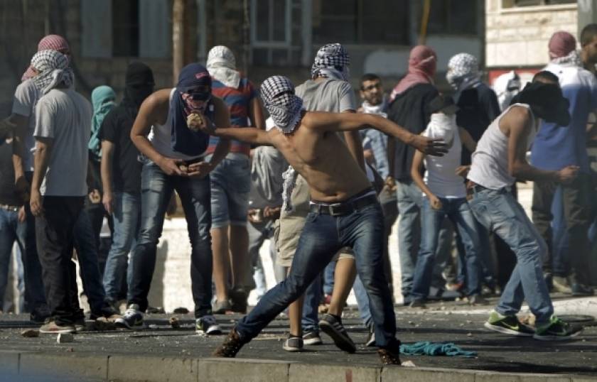 Συγκρούσεις μεταξύ Παλαιστινίων και Ισραηλινών μετά τη δολοφονία ενός 16χρονου