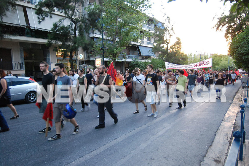 Σε εξέλιξη αυτή την ώρα συγκέντρωση διαμαρτυρίας για το γήπεδο της ΑΕΚ (pics&vid)