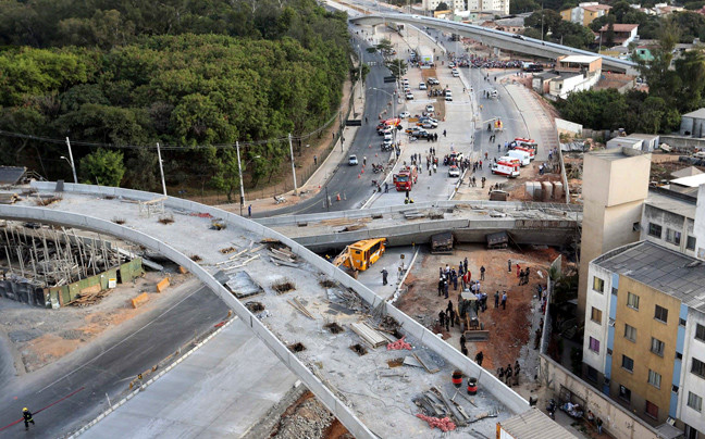 Βίντεο-σοκ: Η στιγμή που καταρρέει γέφυρα στη Βραζιλία