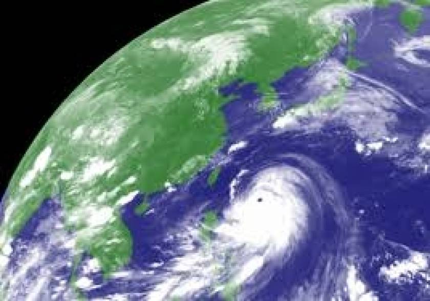 Ιαπωνία: Ισχυρότατος τυφώνας προσεγγίζει την Οκινάουα