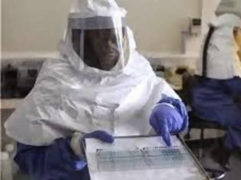 Έμπολα: Εξετάσεις σε Αμερικανό πολίτη που ενδέχεται να έχει προσβληθεί από τον ιό