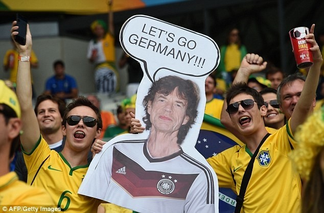 Μουντιάλ 2014: Οι Βραζιλιάνοι θεωρούν ότι ο Μικ Τζάγκερ φταίει για την ήττα! (pics+video)