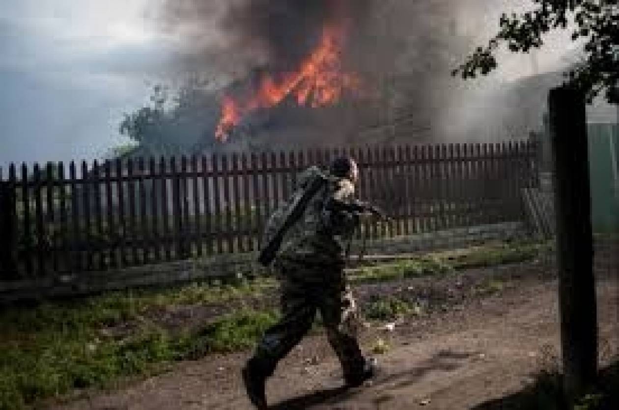 Ουκρανία: Ένας νεκρός από οβίδα στο Ντόνετσκ