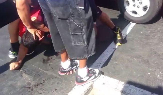 Προσοχή: Σκληρές εικόνες: Δείτε τη σύλληψη ενός ληστή! (pics+video)