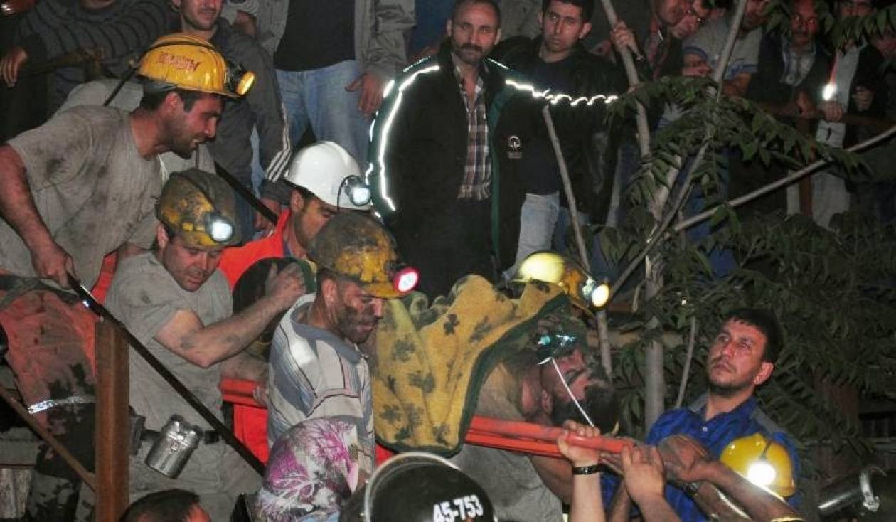 Τουρκία: Διαδήλωση για την κατάρρευση του ανθρακωρυχείου στη Σόμα