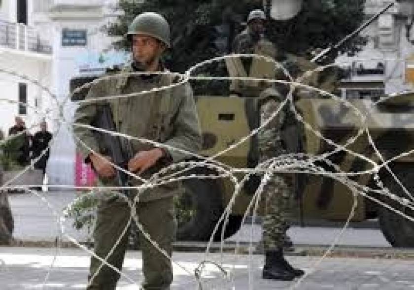Τυνησία: 14 στρατιώτες νεκροί σε επίθεση ενόπλων ισλαμιστών