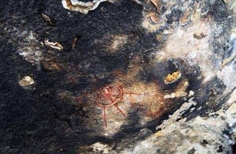 Ινδία: Μυστήριο με τοιχογραφίες 10,000 χρόνων που απεικονίζουν εξωγήινους 