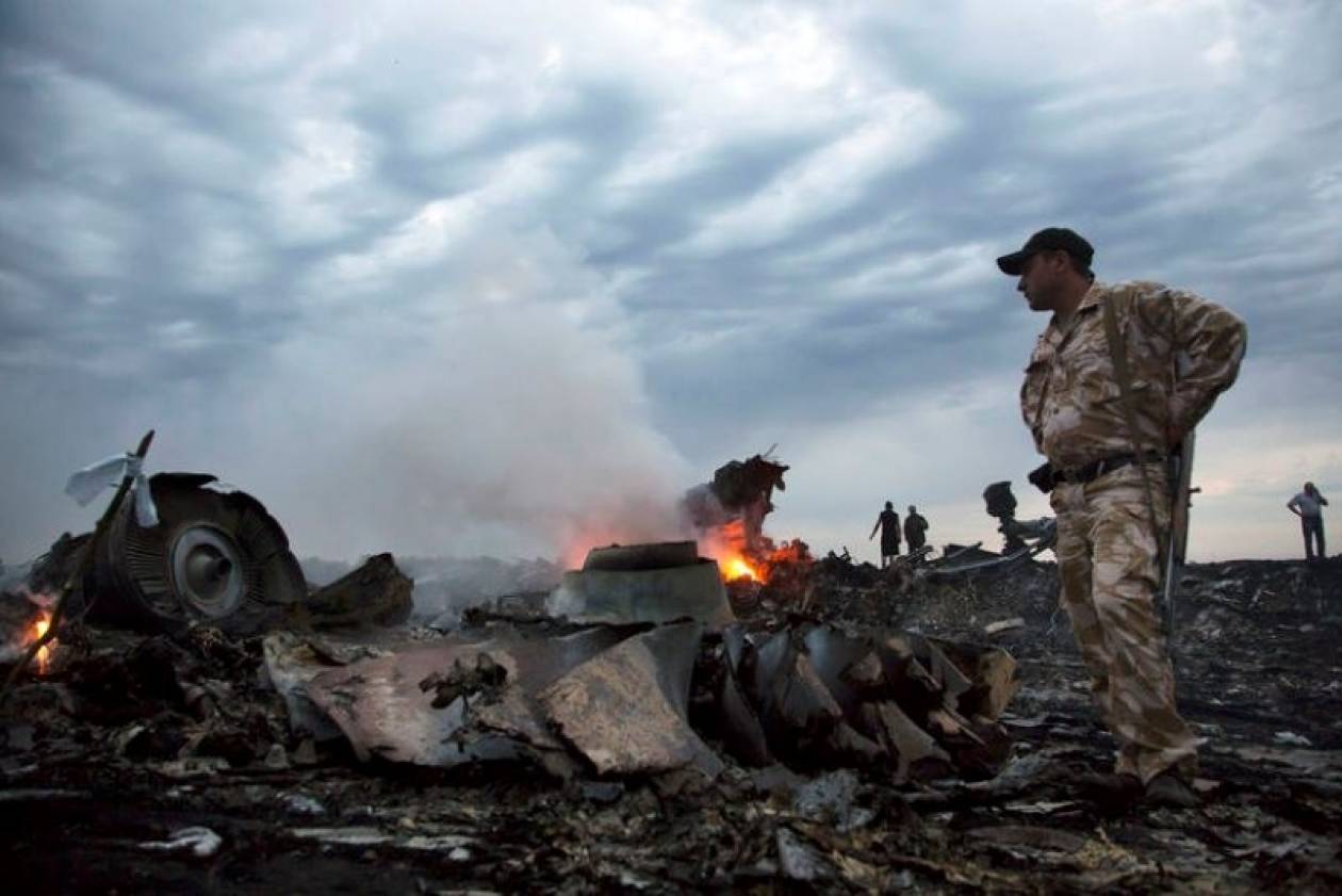 Malaysia Airlines: Οι ουκρανικές αρχές εντόπισαν δύο μαύρα κουτιά