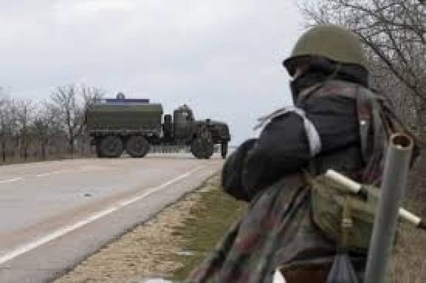 Ντονέτσκ: Φιλορώσοι αντάρτες εγκαταλείπουν τις θέσεις τους