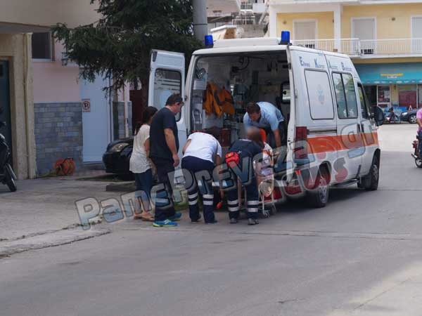 Πρέβεζα: Επιχείρηση διάσωσης ηλικιωμένης - Είχε πέσει μέσα στο σπίτι της (pics&vid)