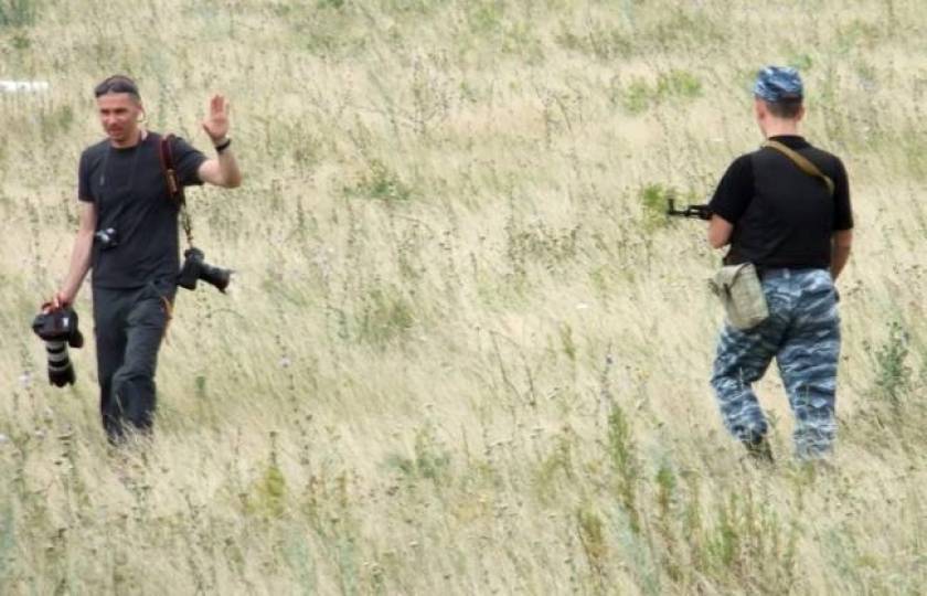 Journalists in Ukraine: One of the four RT hostages released; CNN's, A. Skiba, detained