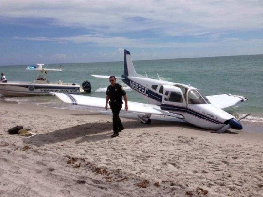 Τραγωδία: Μικρό αεροπλάνο προσγειώθηκε πάνω σε πατέρα και κόρη