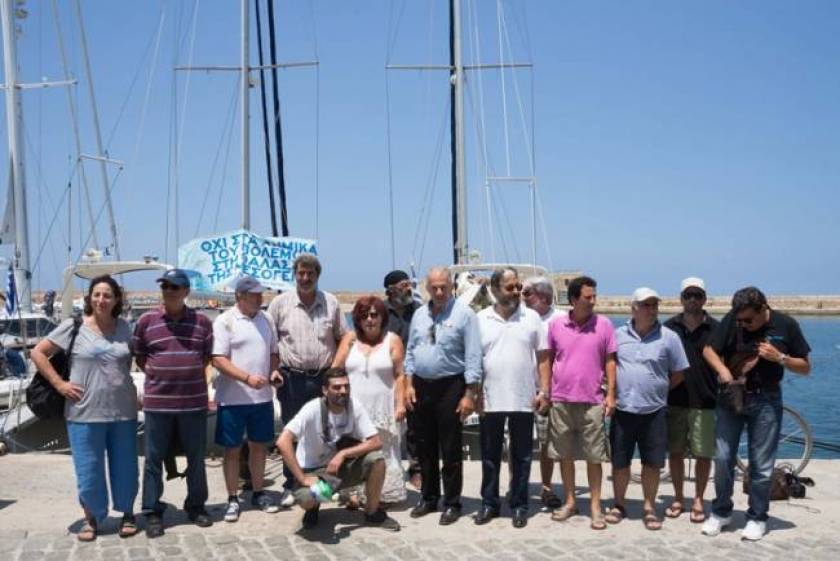 Crete: Open-sea protest against destruction of Syria's chemical weapons completed