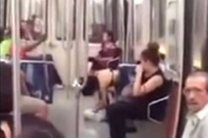 Μόντρεαλ: Γυναίκα τρώει νεκρό πουλί στο μετρό! (video)