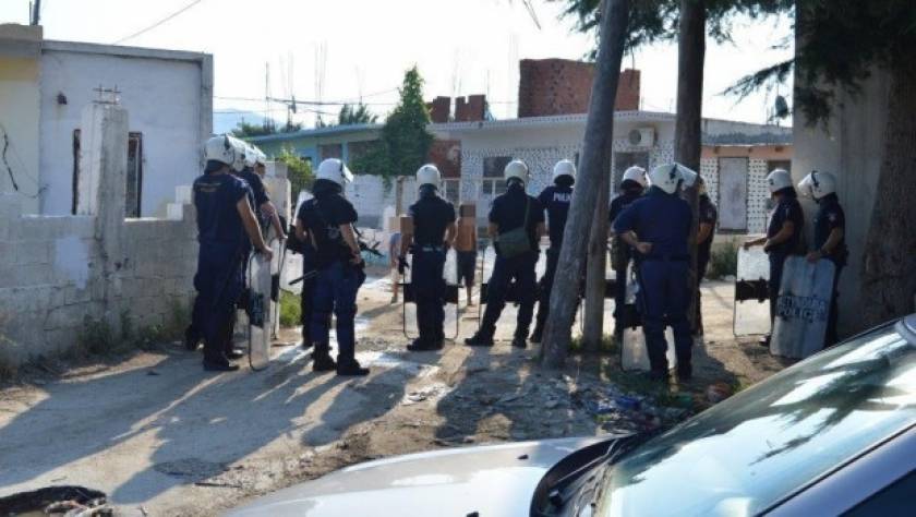 Θεσσαλονίκη: Αστυνομική επιχείρηση σε καταυλισμό Ρομά με 14 συλλήψεις για ρευματοκλοπή