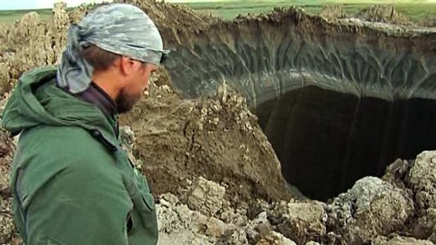Σιβηρία: Ανακαλύφθηκαν δύο ακόμη μυστηριώδεις κρατήρες! (video+photo)