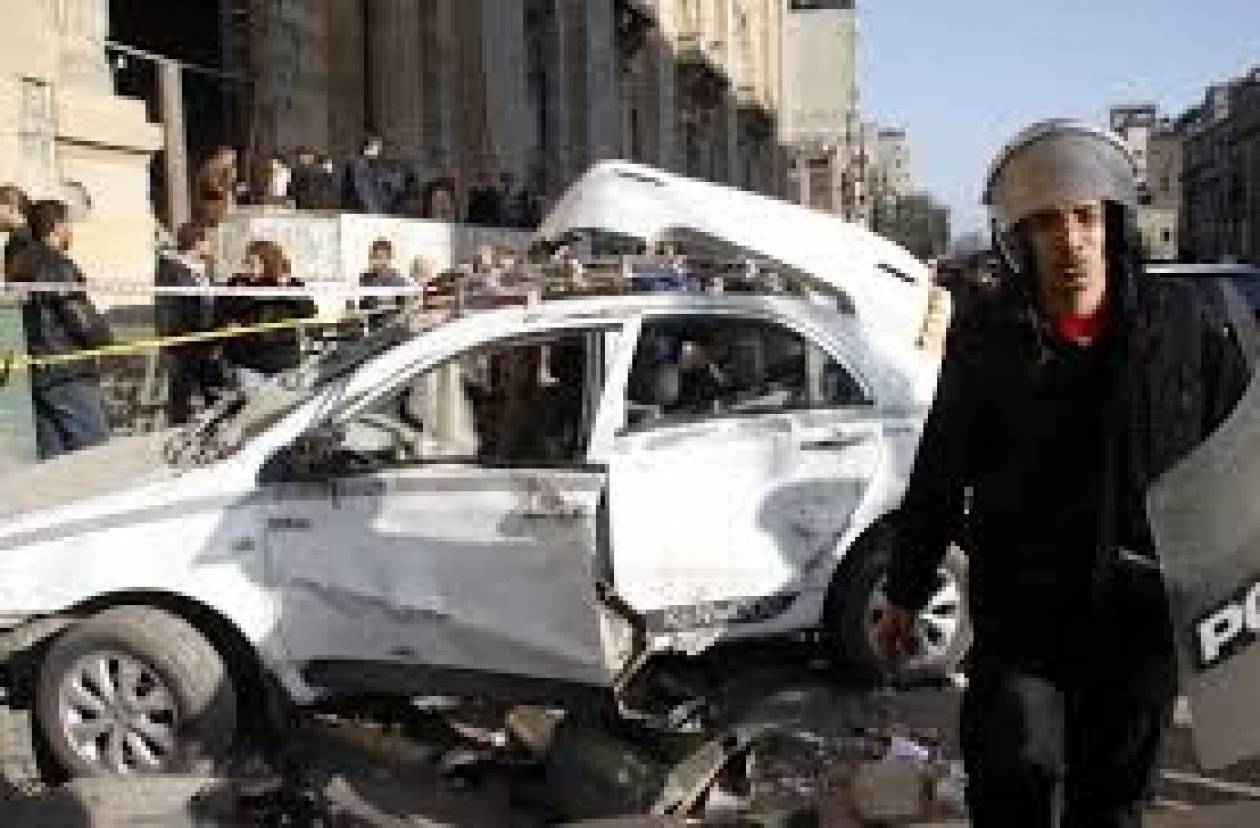 Έκρηξη παγιδευμένου αυτοκινήτου στο Κάιρο, τρεις νεκροί