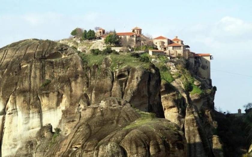 Central Archaeological Council bans Petzl Roc Trip in Meteora