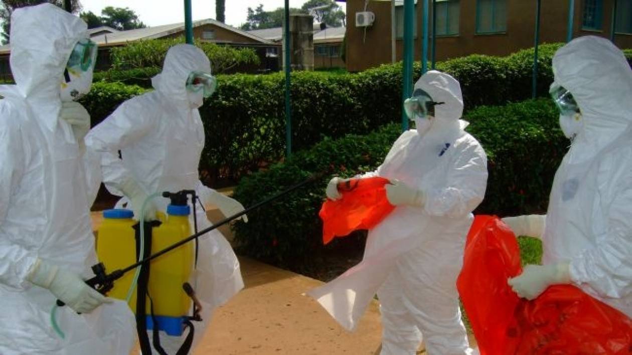Λιβερία: Εγκαταλείπουν όπου βρουν τα πτώματα για να μην κολλήσουν τον Έμπολα