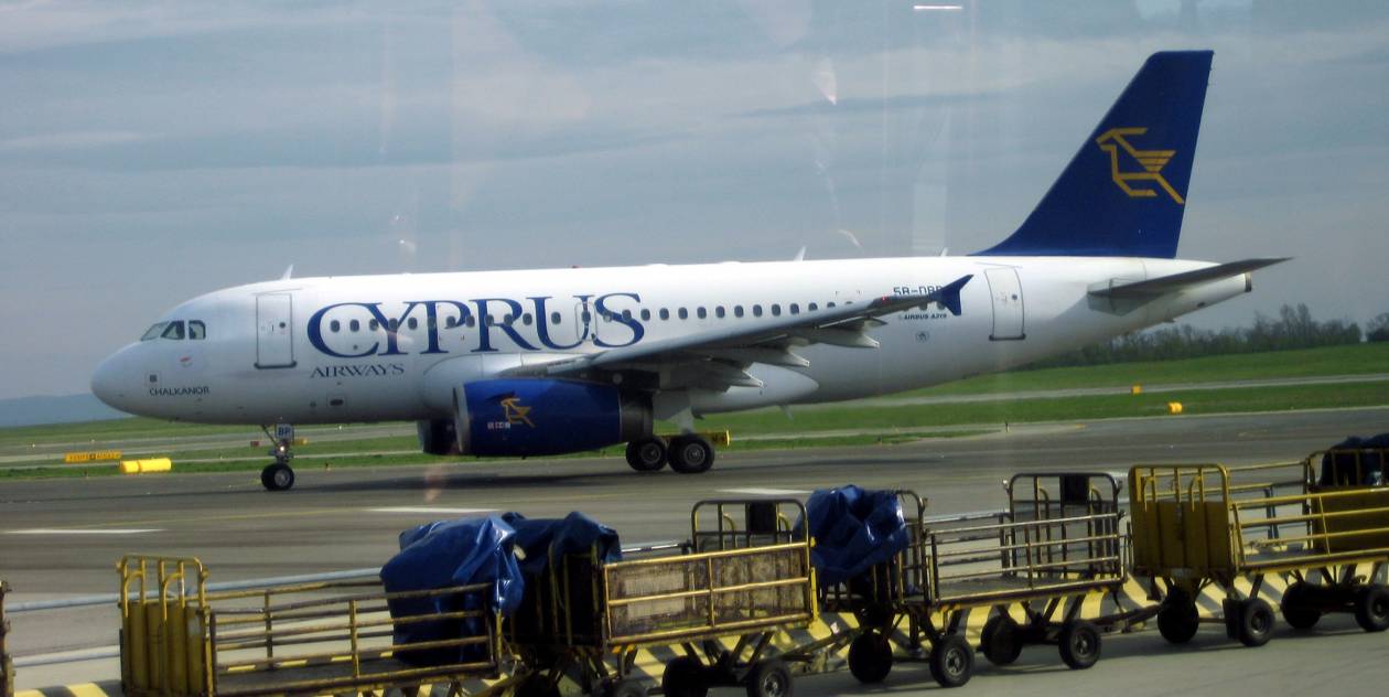 Πανικός στο αεροδρόμιο Λάρνακας: Αναβλήθηκε η πτήση λόγω βλάβης