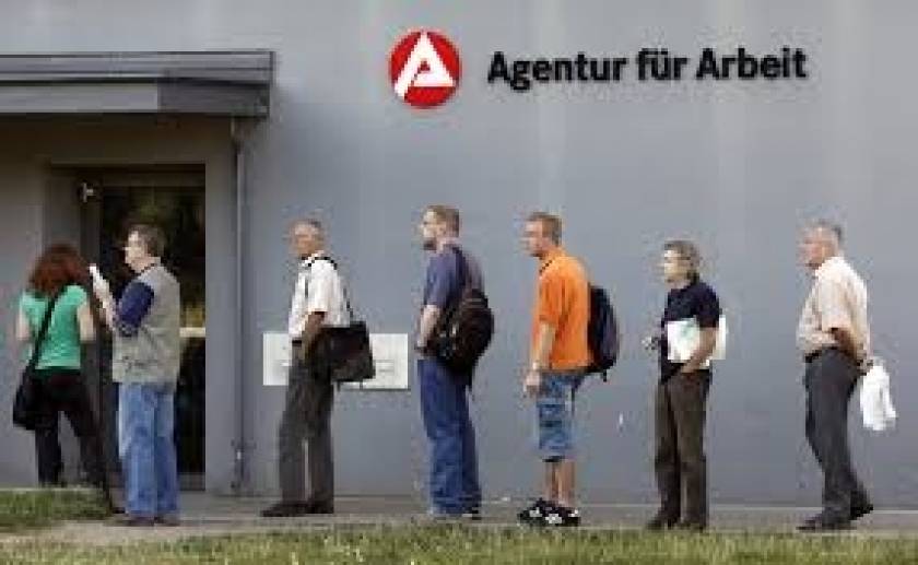 Μειώνεται η ανεργία στη Γερμανία