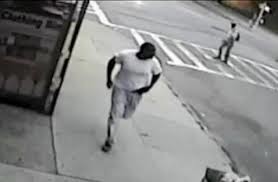 Νέα Υόρκη: Τον πυροβόλησε απρόκλητα στο πρόσωπο! (video)