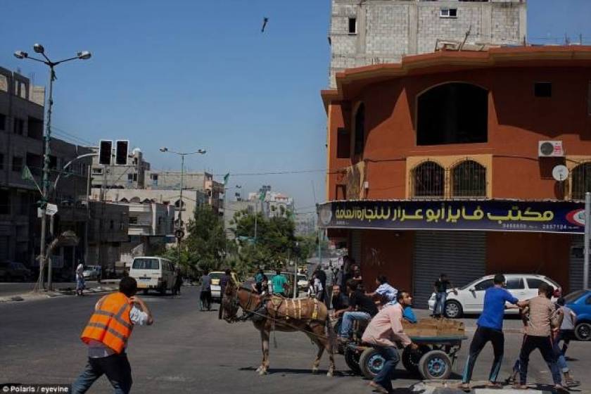 Gaza Strip: Hamas denies holding Israeli soldier; Death toll rises