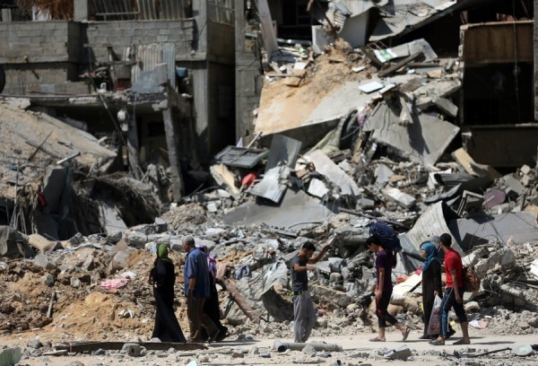 Γάζα: Ολονύκτιοι ισραηλινοί βομβαρδισμοί – Πληθαίνουν οι νεκροί (vid+phs)