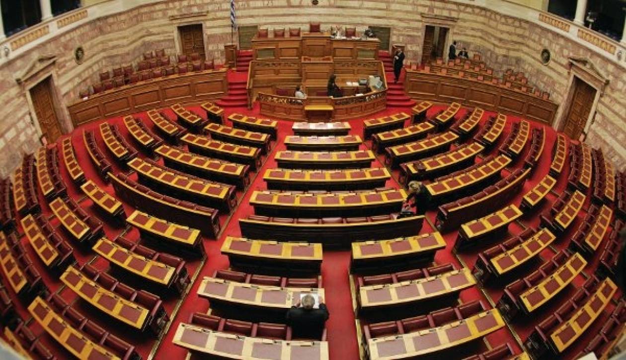 Βουλή: Ψηφίστηκε από την Επιτροπή Οικονομικών το πολυνομοσχέδιο