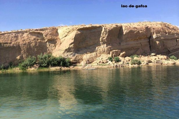 Τυνησία: Μυστήριο με λίμνη που «γεννήθηκε στην έρημο! (video+photos)