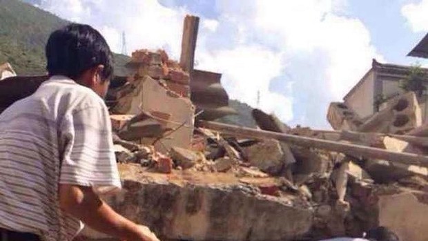 Κίνα: Τουλάχιστον 26 νεκροί από τον ισχυρό σεισμό (pics)