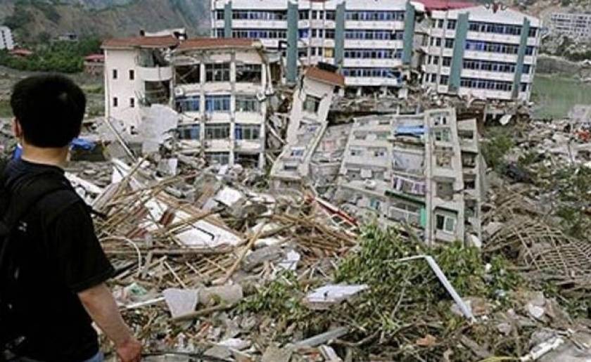Κίνα: 410 οι νεκροί από τον ισχυρό σεισμό